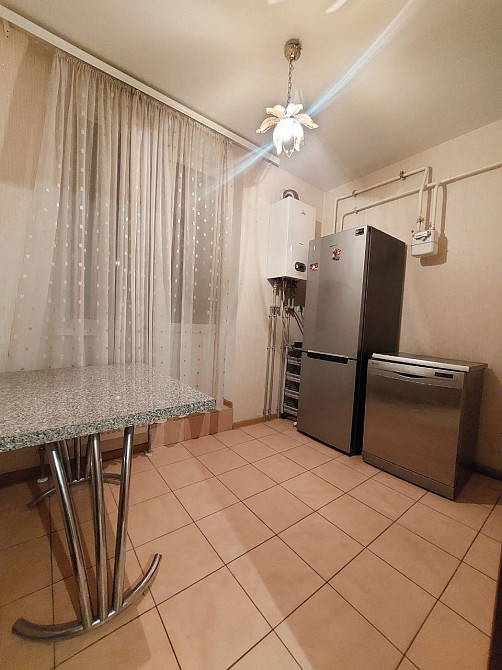 1 комнатная квартира с панорамным балконом без комиссии от хозяина Авангард - изображение 1