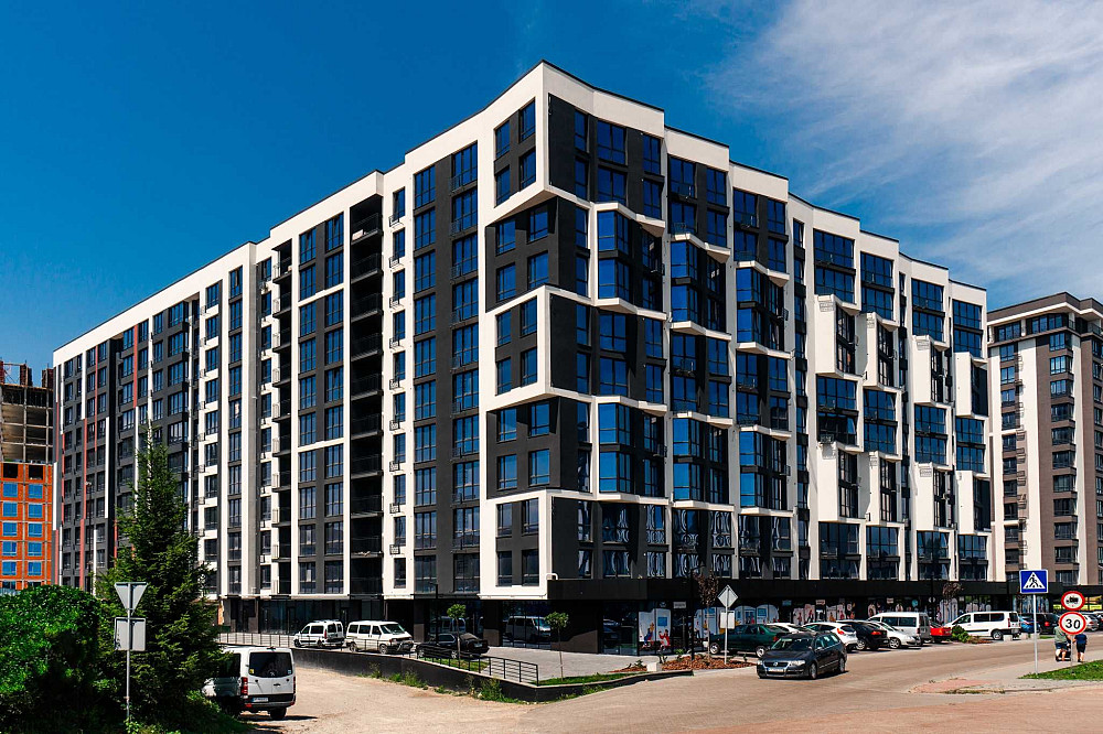 Здана трикімнатна квартира комфорт-класу Угорники - изображение 2