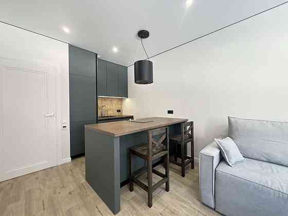 ЖК Варшавський 3. Ніхто не жив. Без комісії. В. Змієнка 34/21 Киев