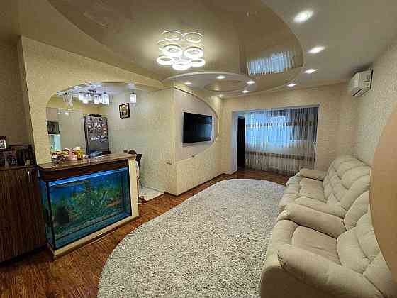 Продается светлая и уютная 3к. квартира на Поселке Одеса