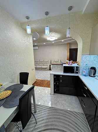 Продается светлая и уютная 3к. квартира на Поселке Одеса