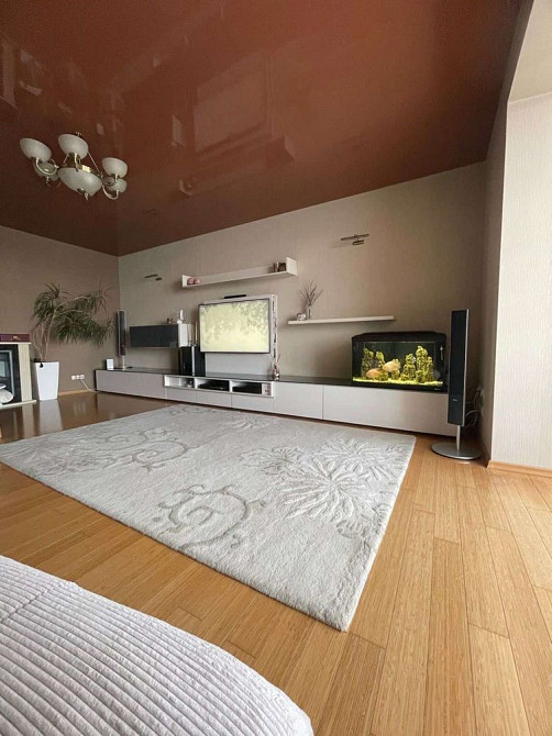 Простора 3-х кімнатна квартира в статусному будинку, на Пр. Миру 21 Житомир - изображение 4