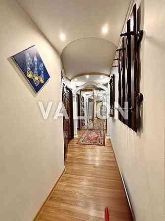 Продам 2к квартиру Вул. Парково-Сирецька 12а, Шевченківський район Київ