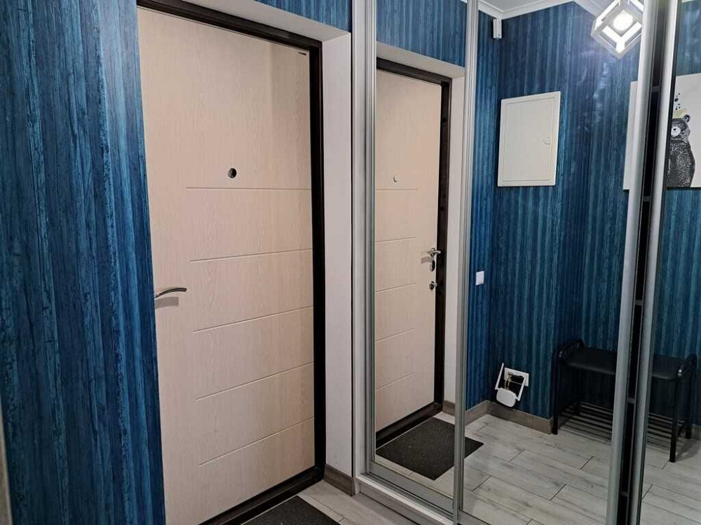 Продам 1 кімнатну квартиру, з меблями, метро Харківська 12 хвилин Киев - изображение 1