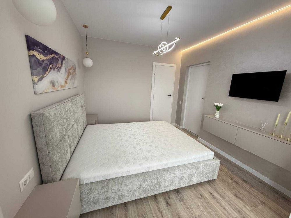 ПРОДАЄТЬСЯ з гарним ремонтом 1 кім квартира по вул. Миру. НОВОБУДОВА Ивано-Франковск - изображение 2