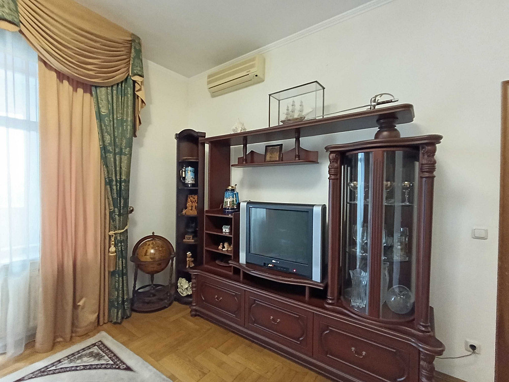 Продам 3х комнат. квартиру Ветрова ( Назаровская), 11 Ботанический сад Киев - изображение 4