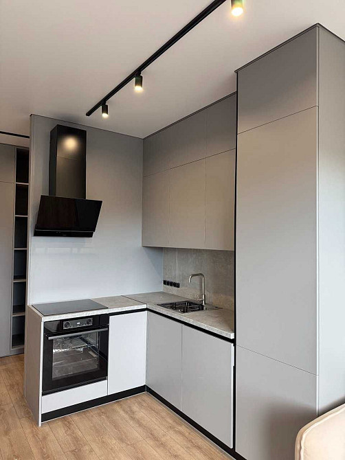 Продаж, 1 кімната, 40 кв., без комісії, паркомісце, закритий двір Ужгород - изображение 3