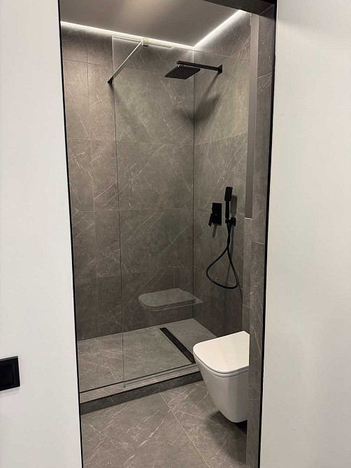 Продаж, 1 кімната, 40 кв., без комісії, паркомісце, закритий двір Ужгород - изображение 8