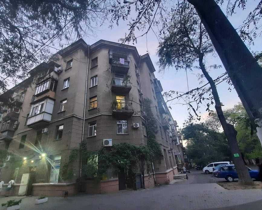 Перехідна сталінка у центрі Одеси. Коблевська/Ольгіївська.Новий ринок. Одеса - зображення 8