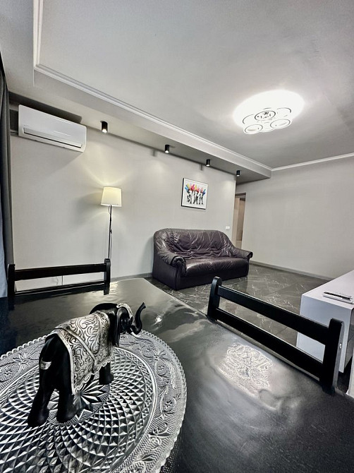 Продам 3к квартиру с мебелью и техникой ЖМ Солнечный Дніпро - зображення 7