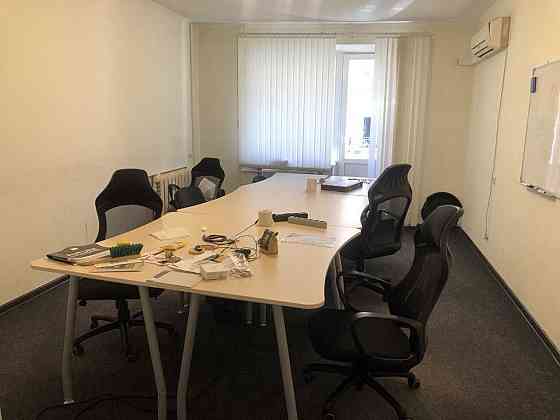 Продам 3-кімнатну, 80 кв.м., Майдан Незалежності Киев