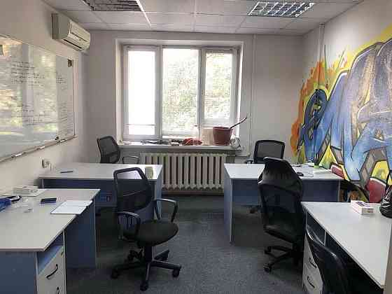 Продам 3-кімнатну, 80 кв.м., Майдан Незалежності Киев