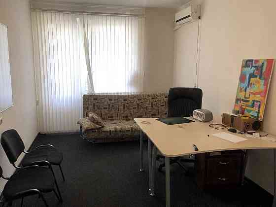 Продам 3-кімнатну, 80 кв.м., Майдан Незалежності Киев