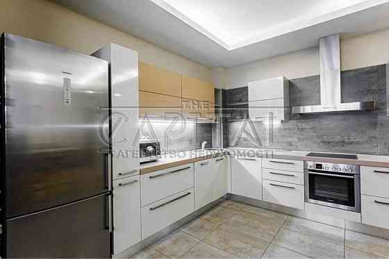 ПРОДАЖА 4-комнатной квартиры в центре, Шевченковский р-н, Дмитриевская Киев