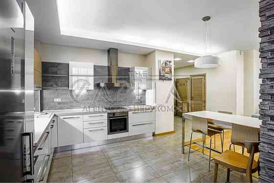 ПРОДАЖА 4-комнатной квартиры в центре, Шевченковский р-н, Дмитриевская Киев