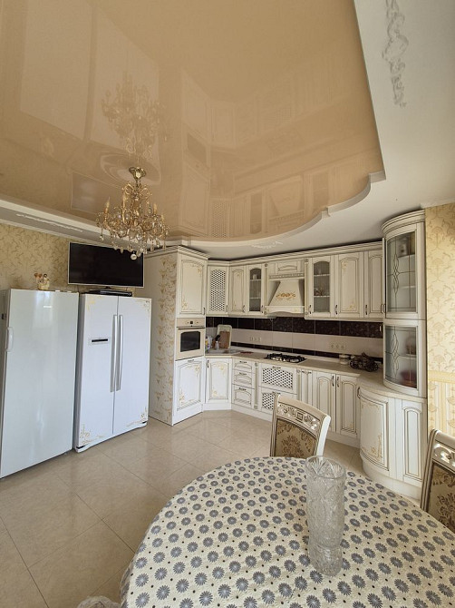 Продам трикімнатну квартиру з ремонтом в класичному стилі у Бучі Буча - изображение 2