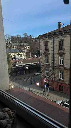 Оренда 3-кімнатної квартири в центрі Львова, площа Франка Львів