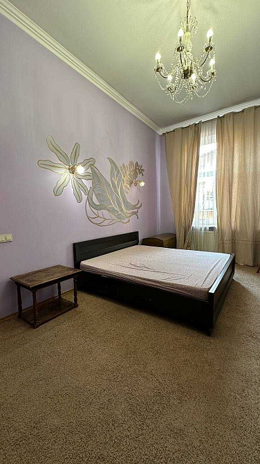 Оренда 3-кімнатної квартири в центрі Львова, площа Франка Львів - зображення 3