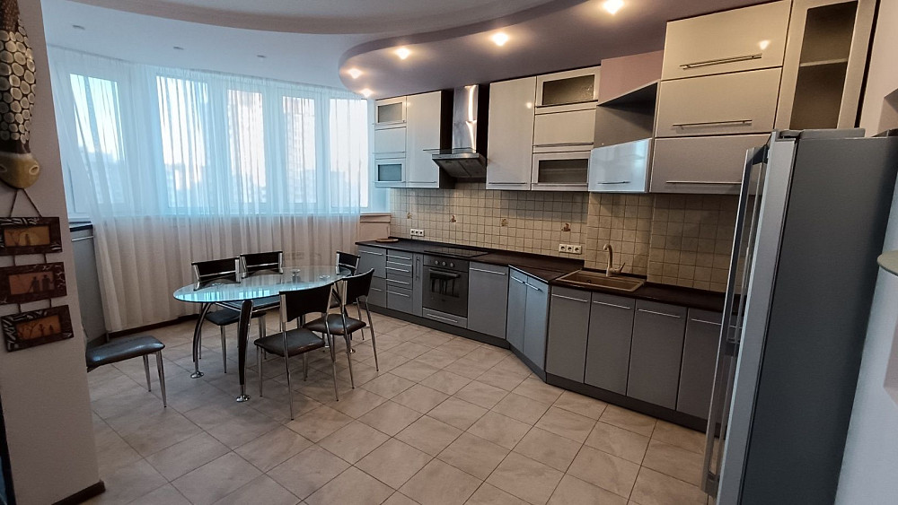 Шикарна 2 к квартира  + кухня студія Позняки Осокорки Рівер Мол Київ - зображення 1