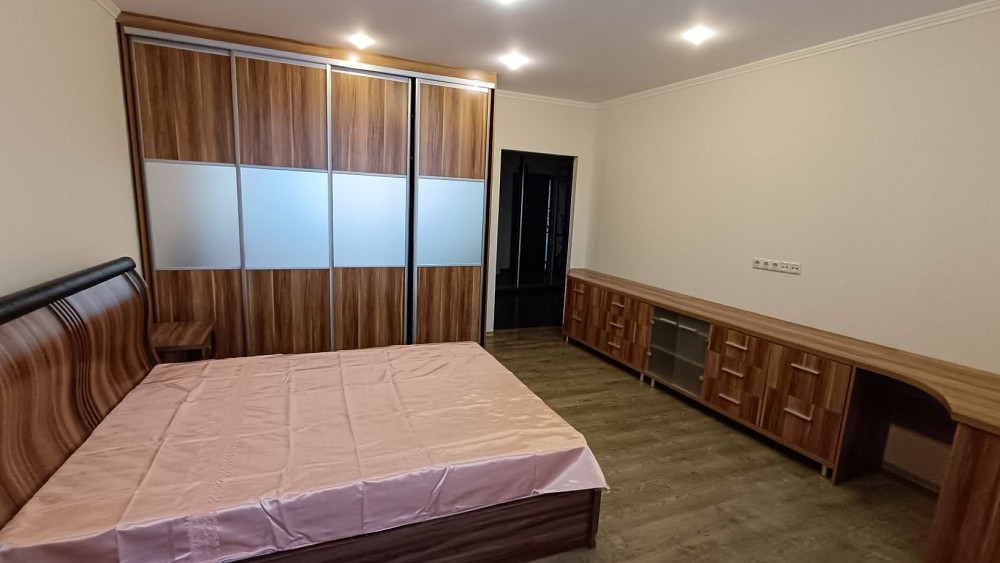 Шикарна 2 к квартира  + кухня студія Позняки Осокорки Рівер Мол Київ - зображення 4