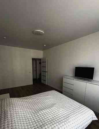 Здається вперше 1 кімн кв на жм Сонячний / Набережна / Любарського Днепр