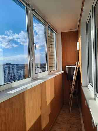 Вільна ,Велика 1 кімн. метро Мінська, пр.В.Івасюка 47а Київ