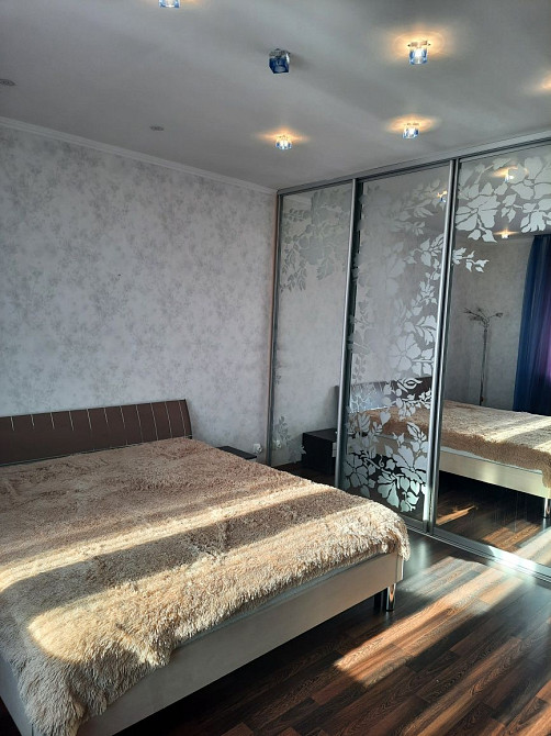 Вільна ,Велика 1 кімн. метро Мінська, пр.В.Івасюка 47а Київ - зображення 1