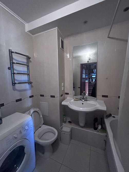 Шевченківський.Оренда 2х кімнатної біля М.Берестейська, Посольсто США. Київ - зображення 2