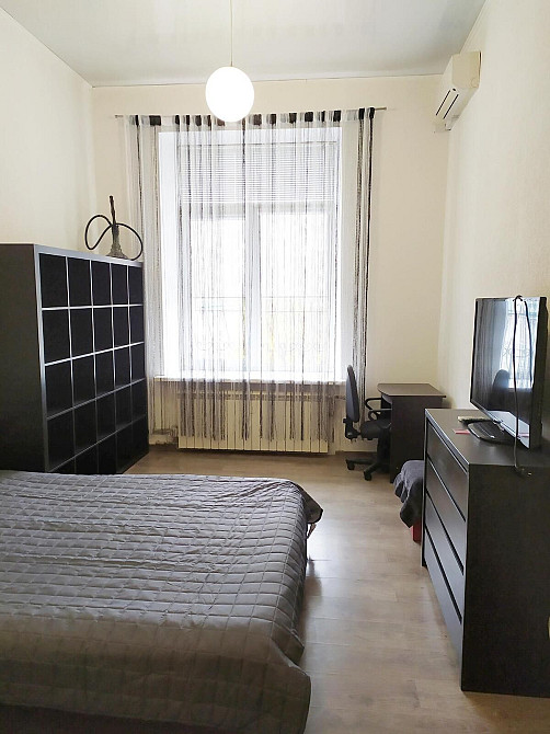 Сдам 1к. кв.в Центре. Метро Исторический Музей. ОПЛАТА ТОЛЬКО ЗА СВЕТ! Харків - зображення 2