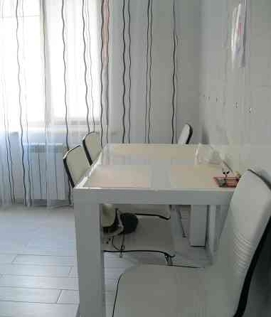 Хозяева сдают 3-х комнатн Центр ул Рабочая (Герасюты) 5/9 кирпич Днепр