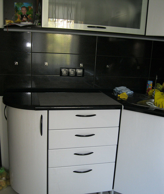 Хозяева сдают 3-х комнатн Центр ул Рабочая (Герасюты) 5/9 кирпич Дніпро - зображення 2