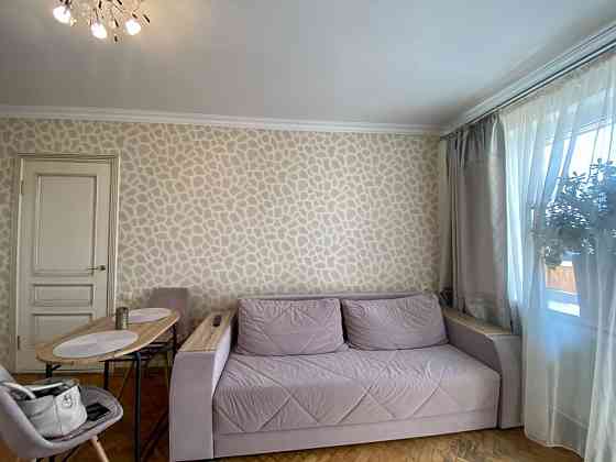 Здам 2 кімнатну квартиру Дарницька площа, Хар.шосе 12 Київ