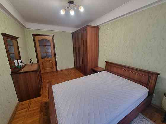 без комісії здам 2 кім кв. пр Берестейський 25 метро Політех Київ