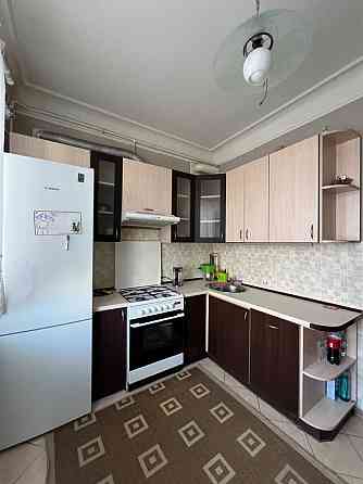 Сталінка! 3к роздільна 75м2 Севастопольска площа Чкололівський б-р 9 Київ