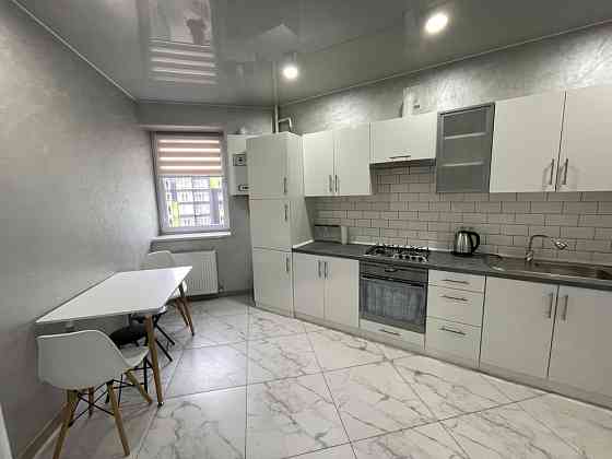 Оренда  1-кімнатна Біля міського озера Ивано-Франковск