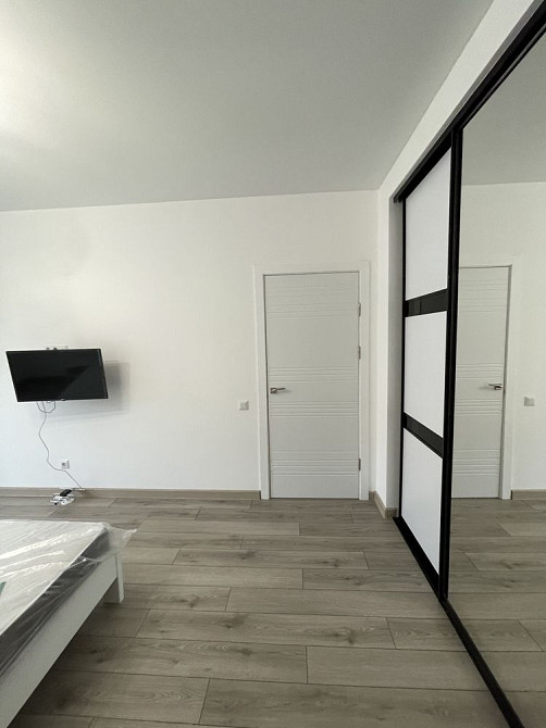 Оренда  1-кімнатна Біля міського озера Ивано-Франковск - изображение 4