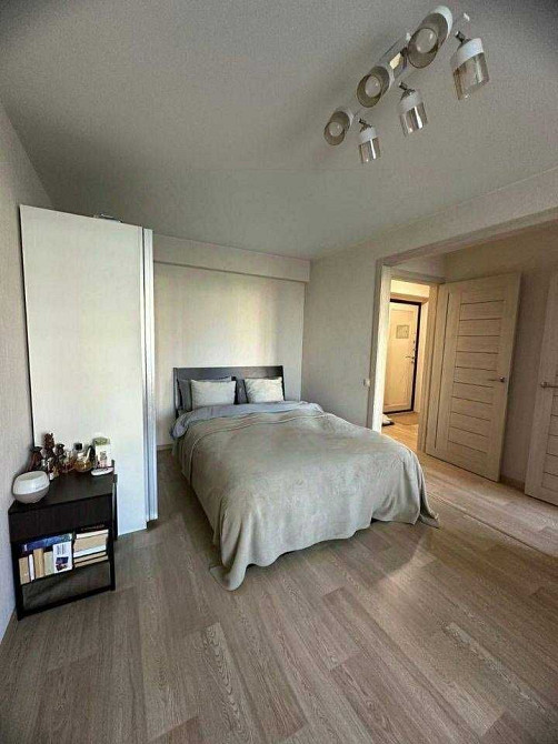 Сдам на длит. срок 1-к квартиру, 30 м² Днепр - изображение 1