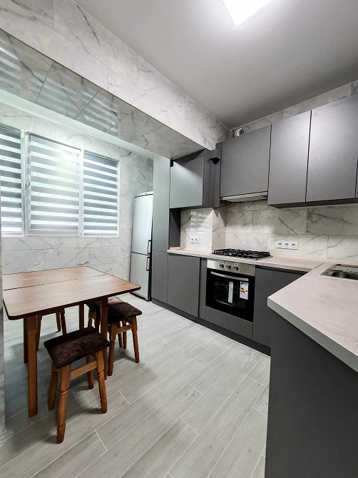 Здається 1 кімнатна квартира вул.ПОЛЄТАЄВА (Автовокзал) Перша здача. Чернівці - зображення 2