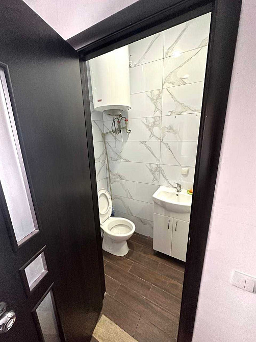 Есть варианты .Центр. Люкс. Кухня, душ. Можно военным  до 25 чел. Запорожье - изображение 2