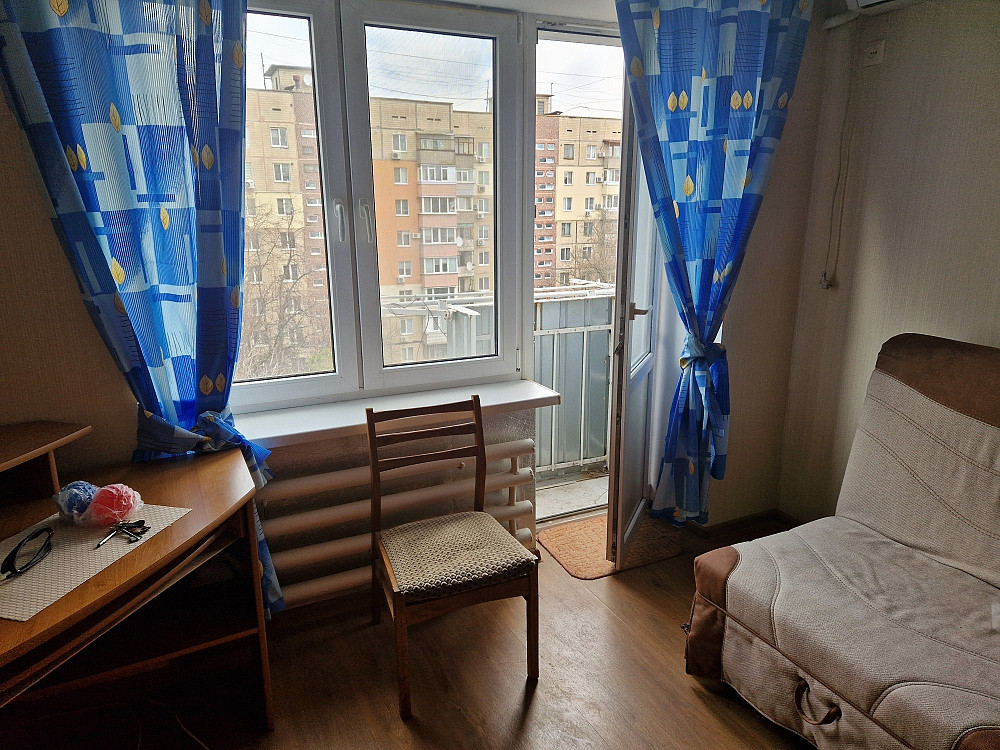 1к кв. м.Дніпро, Тополь 2, 6500грн. Каменское (Запорожская обл.) - изображение 1