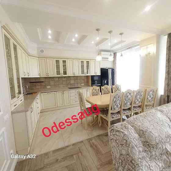 Аренда Роскошная 3-ком Белый Парус 180м. С Видом на море Одеса