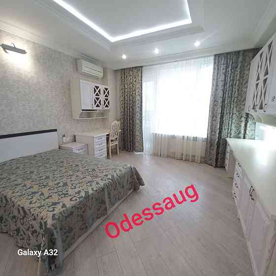 Аренда Роскошная 3-ком Белый Парус 180м. С Видом на море Одеса