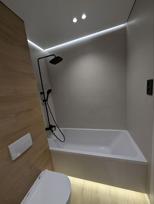 Перша здача!!! ЖК CENTRAL CITY Apartments, вул. Замкова Ровно - изображение 4