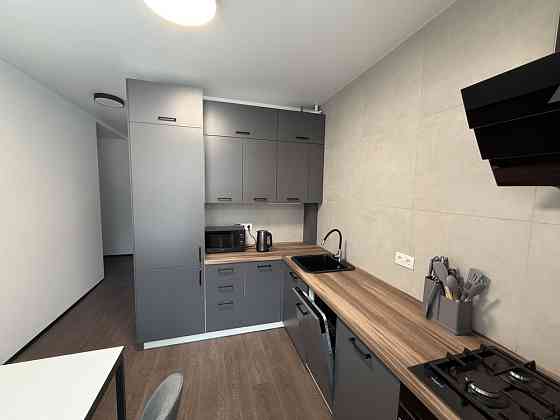 Перша здача! Двокімнатна в центрі Київ