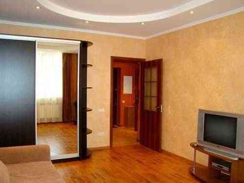 центр метро Печерск ул Щорса 33 3х квартира Київ