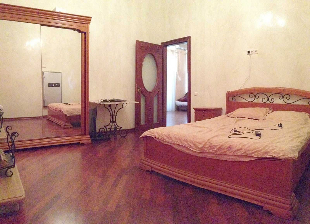 центр метро Печерск ул Щорса 33 3х квартира Київ - зображення 2