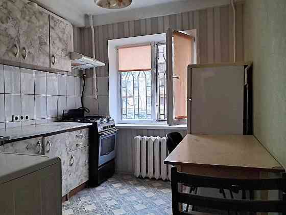 Проспект Миру 9Б, 41 м кв. перший поверх Київ