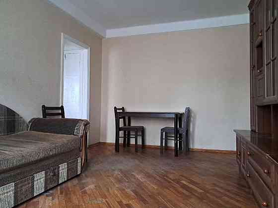 Проспект Миру 9Б, 41 м кв. перший поверх Київ