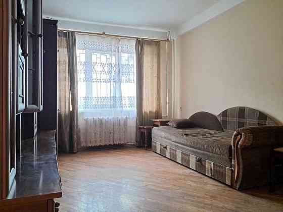 Проспект Миру 9Б, 41 м кв. перший поверх Київ