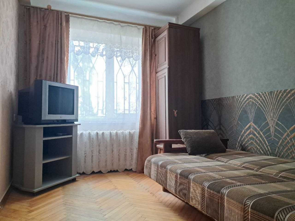 Проспект Миру 9Б, 41 м кв. перший поверх Київ - зображення 3